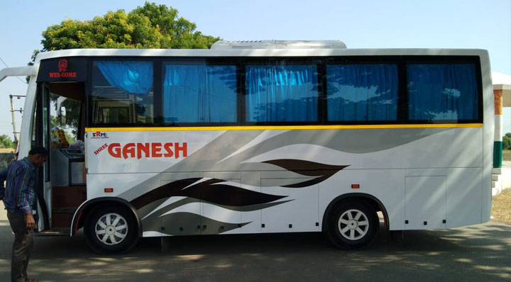 Mini luxury bus on rent in Ahmedabad